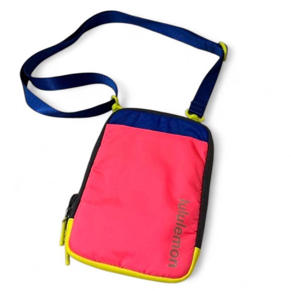 Lululemon Women's multi Bag